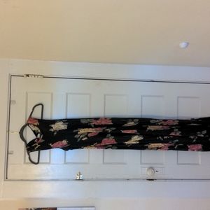 Scarlett Dress size 9-10, floral pattern